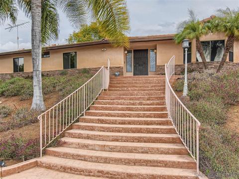 1944 Flume Dr, El Cajon, CA 92021 photo 4
