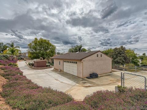 1944 Flume Dr, El Cajon, CA 92021 photo 33