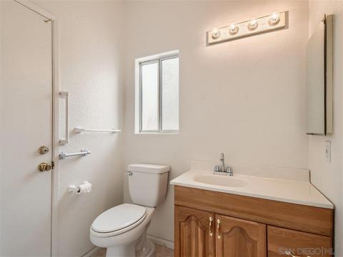1944 Flume Dr, El Cajon, CA 92021 photo 37