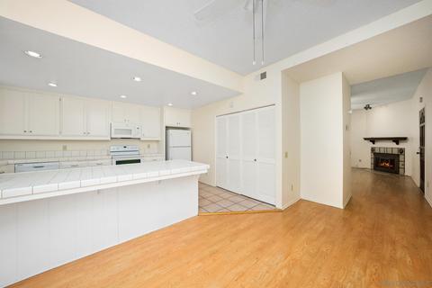 333 D Ave # 4, Coronado, CA 92118 photo 5