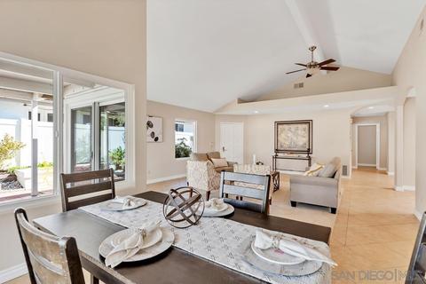 4738 Collinos Way, Oceanside, CA 92056 photo 10