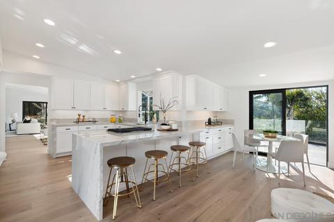 2611 Costebelle Dr, La Jolla, CA 92037 photo 4