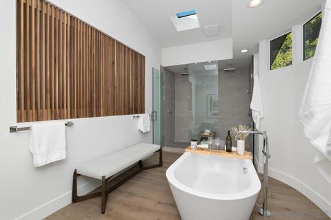 2611 Costebelle Dr, La Jolla, CA 92037 photo 30