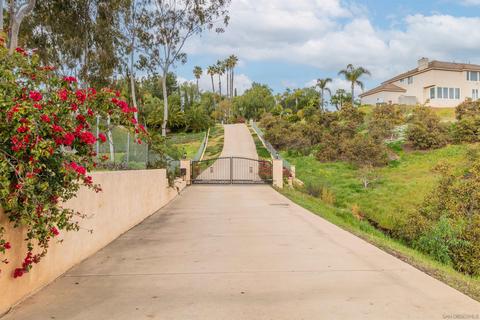 3817 Sumac Ct, Fallbrook, CA 92028 photo 3