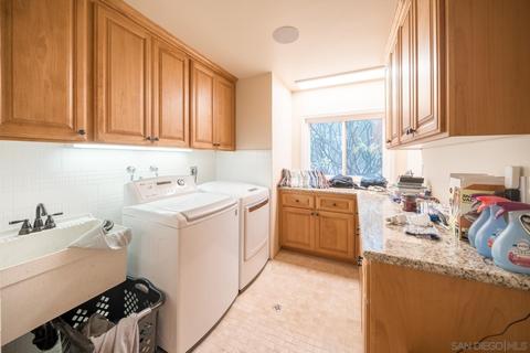 9957 Circa Valle Verde, El Cajon, CA 92021 photo 23