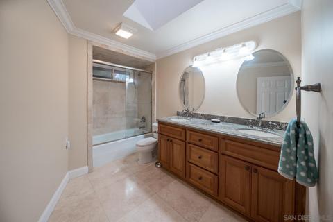 9957 Circa Valle Verde, El Cajon, CA 92021 photo 19