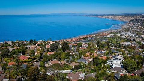 7682 Hillside Dr, La Jolla, CA 92037 photo 3