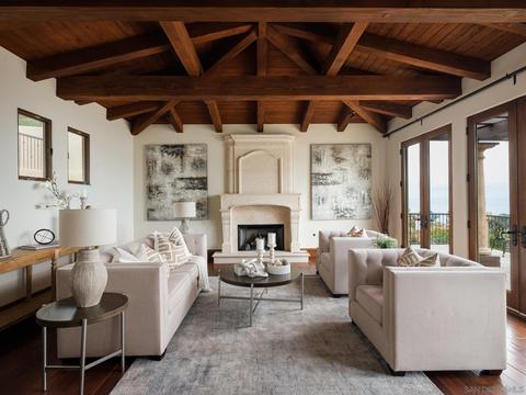 7682 Hillside Dr, La Jolla, CA 92037 photo 5