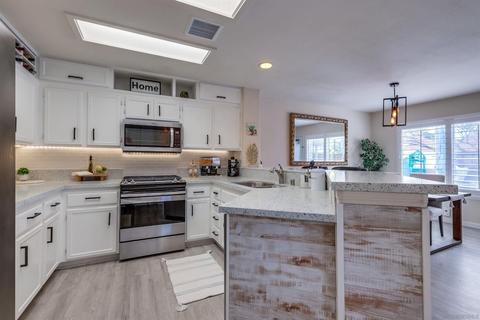 305 Whispering Willow Dr UNIT E, Santee, CA 92071 photo 11