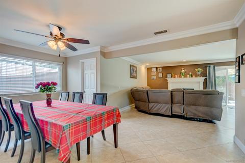 508 Dove Cir, Vista, CA 92083 photo 9