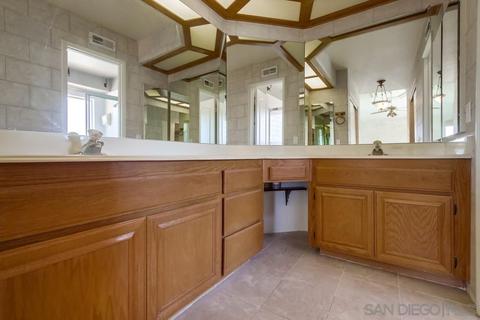9586 Leyendekker Ct, Lakeside, CA 92040 photo 39