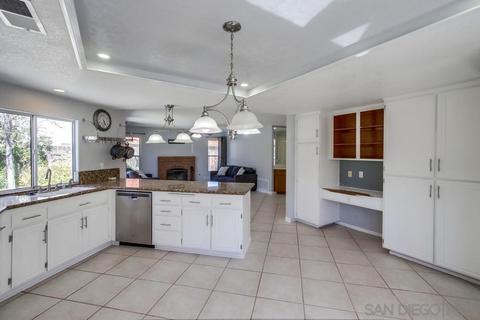 9586 Leyendekker Ct, Lakeside, CA 92040 photo 16