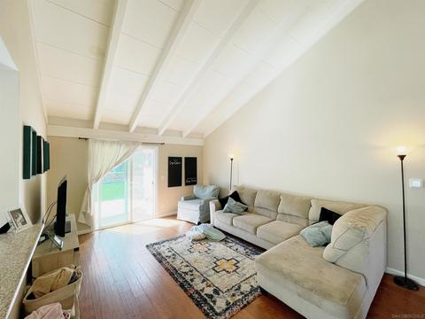 10749 Valor Pl, Santee, CA 92071 photo 5