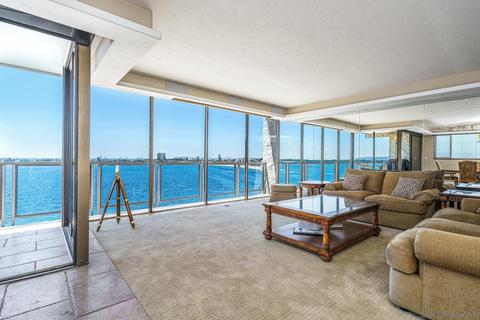 3860 Riviera Dr #402, San Diego, CA 92109