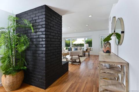 8976 Cliffridge Ave, La Jolla, CA 92037 photo 11