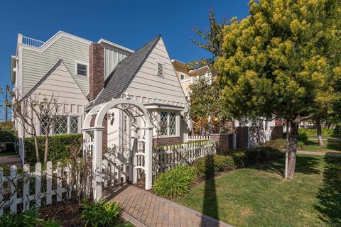 7714 Ivanhoe Ave, La Jolla, CA 92037 photo 2