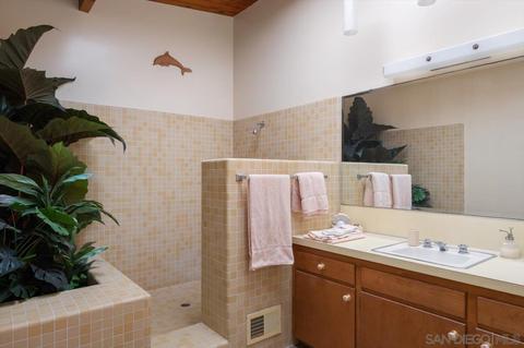 2681 Ocean St, Carlsbad, CA 92008 photo 14