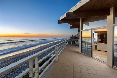 2681 Ocean St, Carlsbad, CA 92008 photo 2