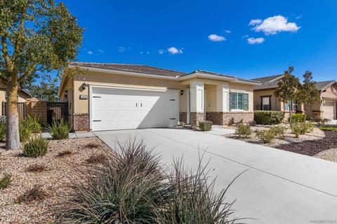 26464 Leos Trl, Menifee, CA 92586 photo 2