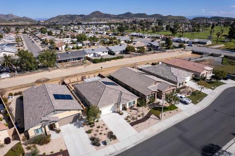 26464 Leos Trl, Menifee, CA 92586 photo 31