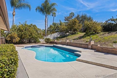 755 E 17th Ave, Escondido, CA 92025 photo 24