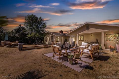 12433 Holland Rd, Poway, CA 92064 photo 2