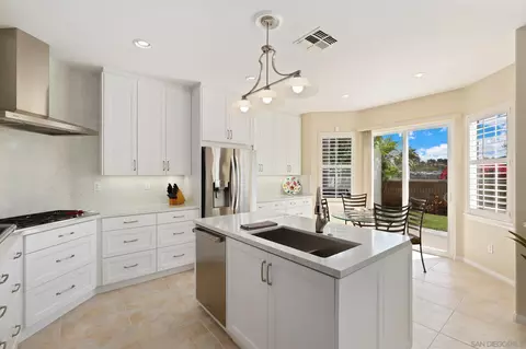 7018 Leeward St, Carlsbad, CA 92011 photo 6
