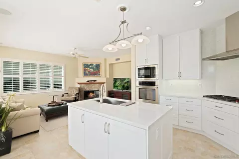 7018 Leeward St, Carlsbad, CA 92011 photo 7