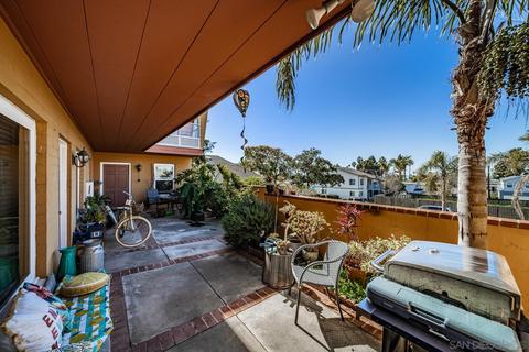 216 S Clementine St, Oceanside, CA 92054 photo 4