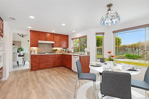 3477 Sitio Borde, Carlsbad, CA 92009 photo 11