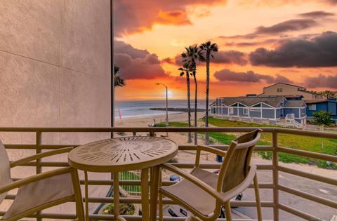 714 Seacoast Dr #214, Imperial Beach, CA 91932