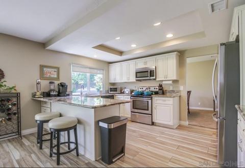 2407 Jacaranda Ave, Carlsbad, CA 92009 photo 11