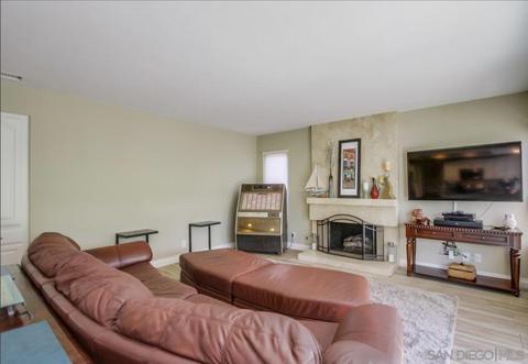 2407 Jacaranda Ave, Carlsbad, CA 92009 photo 19