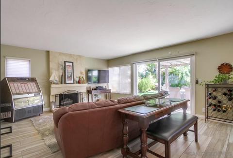 2407 Jacaranda Ave, Carlsbad, CA 92009 photo 18