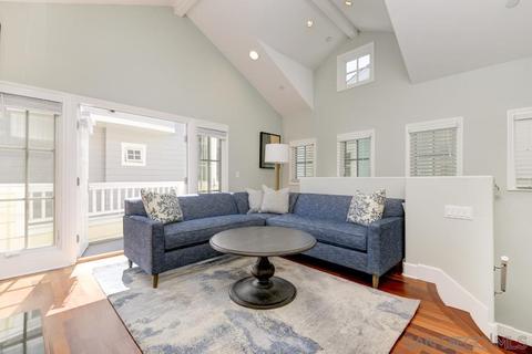 438 E Ave, Coronado, CA 92118