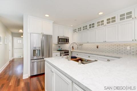 438 E Ave, Coronado, CA 92118 photo 3