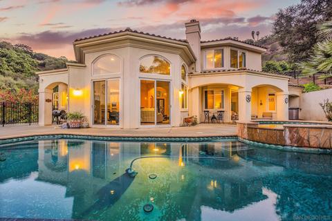 4003 Millagra Dr, Fallbrook, CA 92028