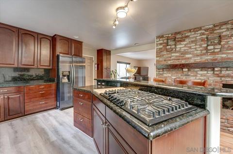 4561 Conrad Dr, La Mesa, CA 91941 photo 4