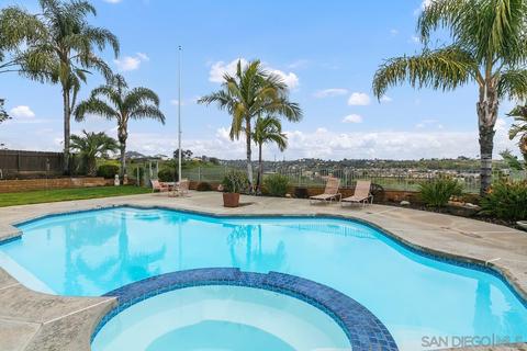 10934 Avenida Roberta, Spring Valley, CA 91978 photo 28