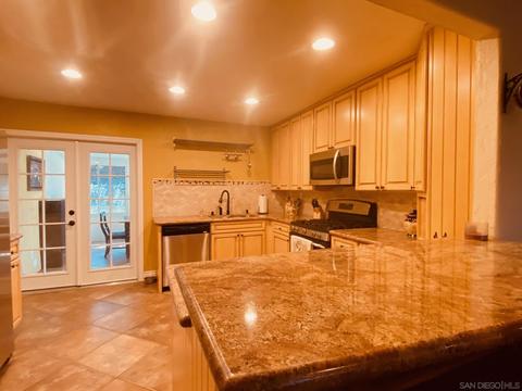 25232 Hereford Dr, Ramona, CA 92065 photo 13