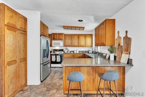 1347 Rex Ln, El Cajon, CA 92021 photo 11