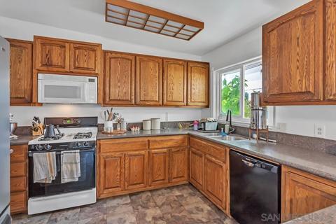 1347 Rex Ln, El Cajon, CA 92021 photo 13