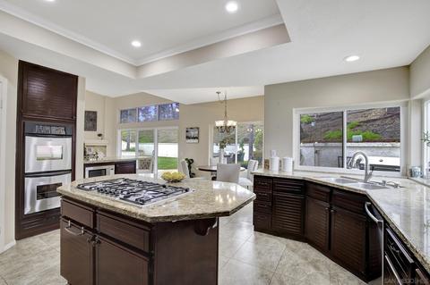 1897 Hamilton Ln, Escondido, CA 92029 photo 12