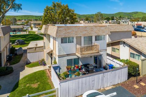 10030 Santana Ranch Ln, Santee, CA 92071 photo 2