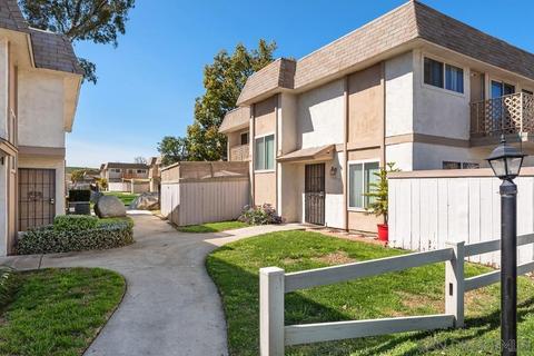 10030 Santana Ranch Ln, Santee, CA 92071 photo 4