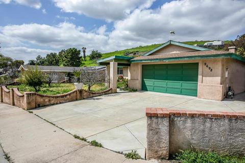 9698 Lutheran Way, Santee, CA 92071 photo 7