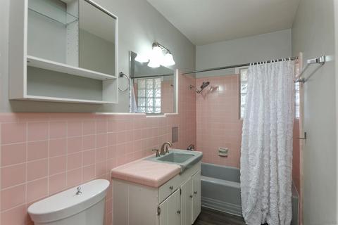 5740 Waverly Ave, La Jolla, CA 92037 photo 11