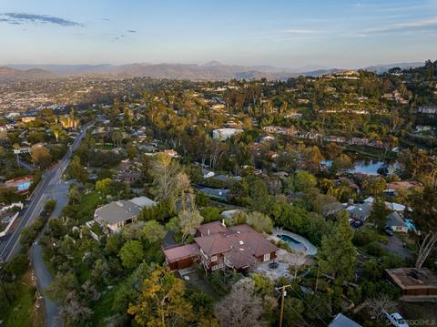 9844 Summit Dr, La Mesa, CA 91941 photo 4