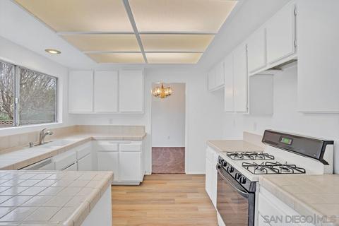 7052 Palm Dr, Rancho Cucamonga, CA 91701 photo 7