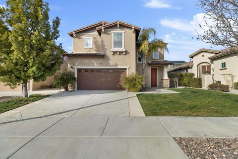 31584 Blossom Hill Ct, Murrieta, CA 92563
